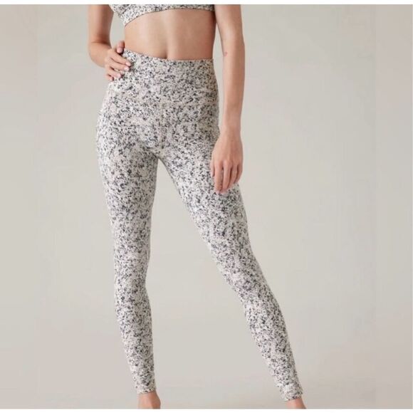 ✨Athleta Women Sandstone Stash Pocket Salutation Sz XS Tight Powervita✨ - Picture 2 of 6